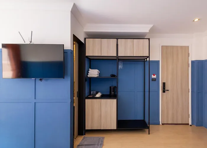 Hotel Penpark Place 3*
