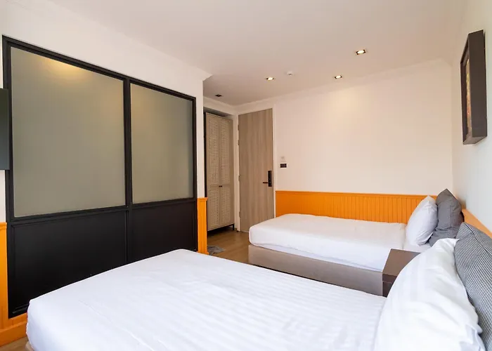 Hotel Penpark Place 3*
