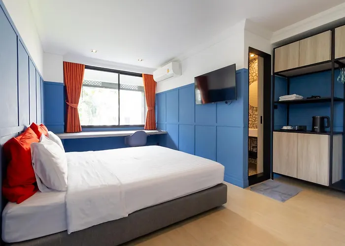 Penpark Place Hotel 3*